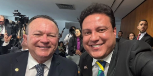 Leia mais sobre o artigo Felipe Camarão deixará a Seduc para coordenar a campanha de Duarte Júnior